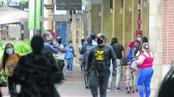Refuerzan seguridad para que caleños vuelvan tranquilos a centros comerciales