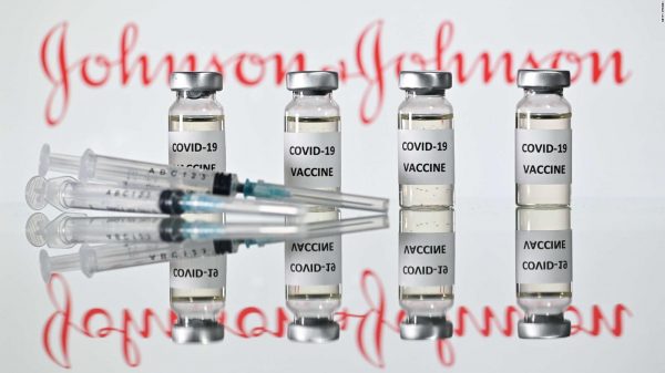 Asesores de la FDA recomiendan la autorización de la vacuna de Johnson & Johnson
