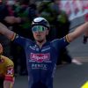 Tim Merlier remonta y le da el triunfo a Alpecin en Le Samyn gracias a la ayuda de un Van der Poel que