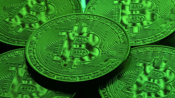 Bitcoin, nuevos máximos: Espaldarazo de Fidelity, que recomienda invertir Por Investing.com
