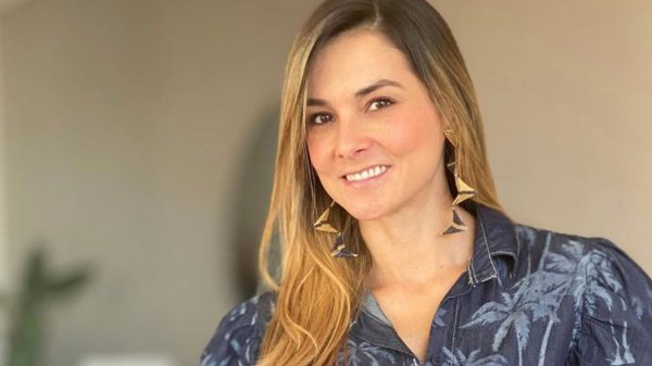 Catalina Gómez mostró su musculoso cuerpo con una exigente rutina de ejercicios