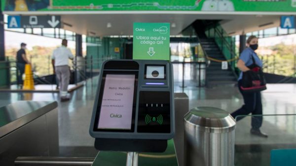 Desde hoy puede descargar App Cívica, la nueva aplicación para el metro