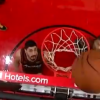 ¿Brujería? El inexplicable efecto que tomó lanzamiento de Stephen Curry en la NBA