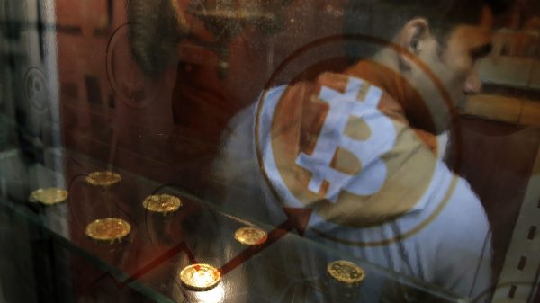 Analista de Wall Street vaticina que las criptomonedas tendrán su “momento Amazon” con el debut de Coinbase…