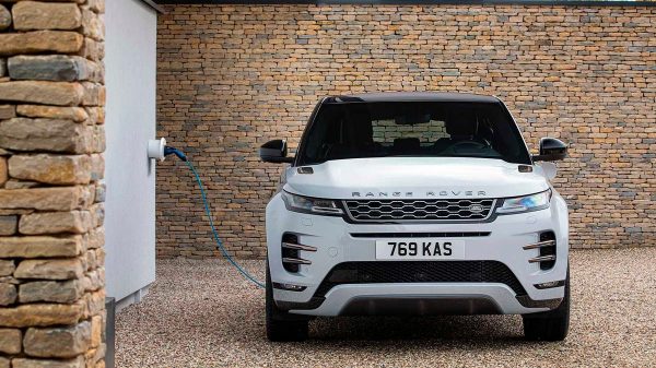 Llegan a España los nuevos Range Rover Evoque y Discovery Sport híbridos enchufables