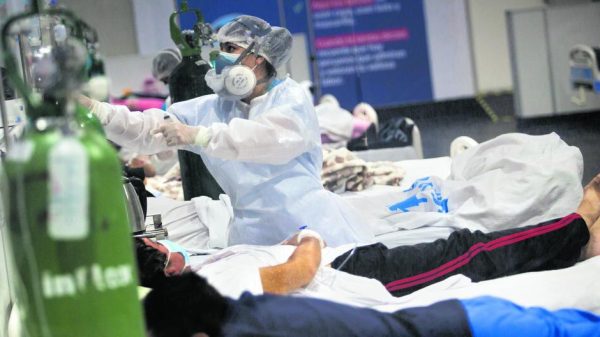 Sociedad Peruana de Medicina Intensiva: Hay 2100 camas UCI ocupadas con pacientes con COVID-19