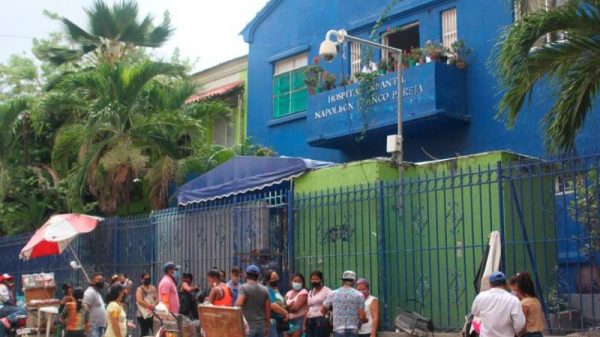 Niño que recibió descarga eléctrica sigue en delicado estado de salud