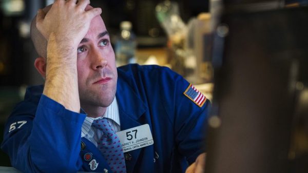 Dow Jones cierra en récord porque se reduce el temor a la inflación Por Reuters