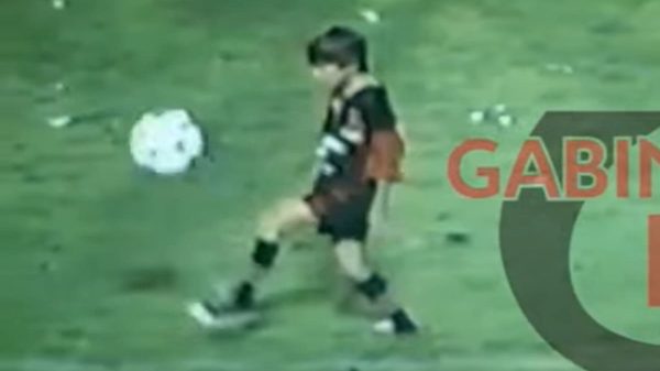El video inédito que muestra como Lionel Messi hacía jueguitos a los nueve años en la cancha de Newell’s