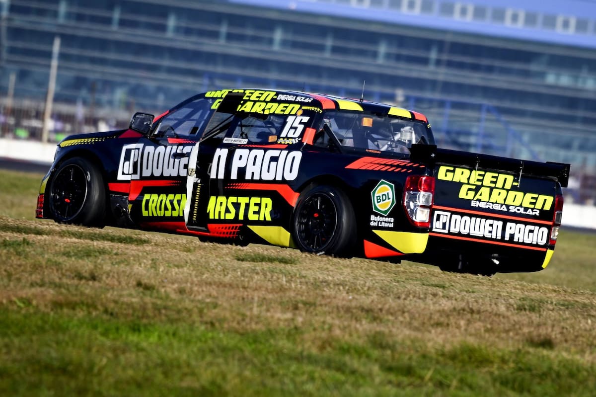 El estremecedor accidente de Agustín Martínez en la carrera de TC Pick Up en La Plata