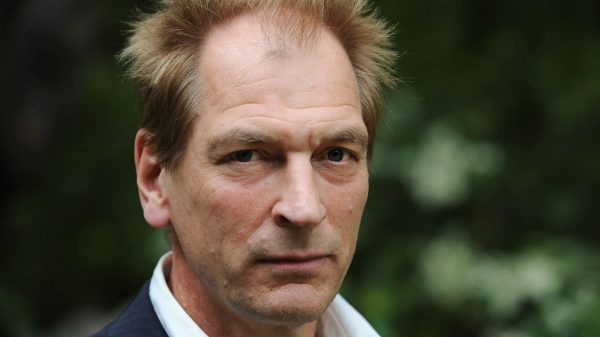La muerte de Julian Sands: la espeluznante desaparición del actor, dos años después
