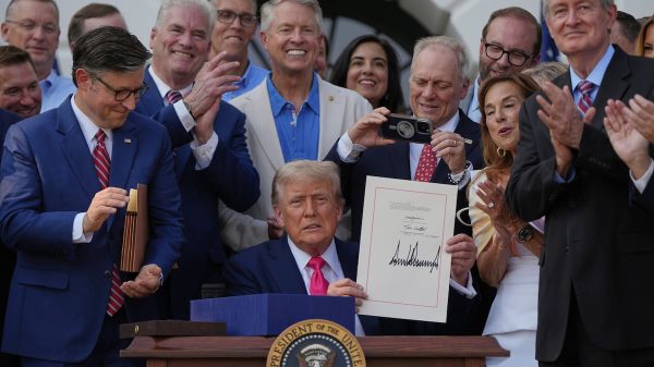Cómo es que la One Big Beautiful Bill Act de Donald Trump impactará en los trabajadores de Estados Unidos
