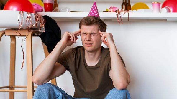 Por qué algunas personas odian festejar su cumpleaños, según la psicología