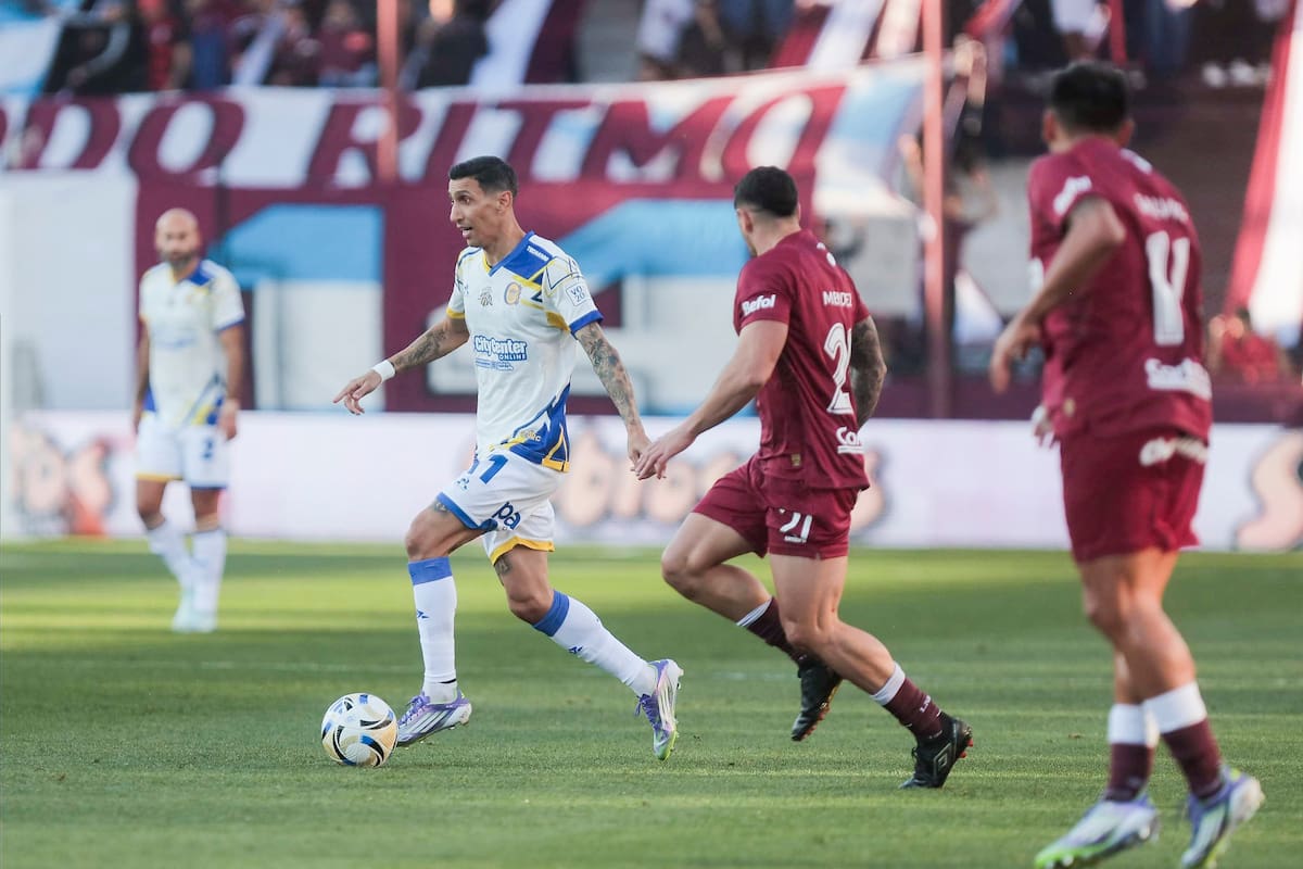 Rosario Central fue noticia por los hinchas visitantes llevados a Lanús y por otro penal muy polémico