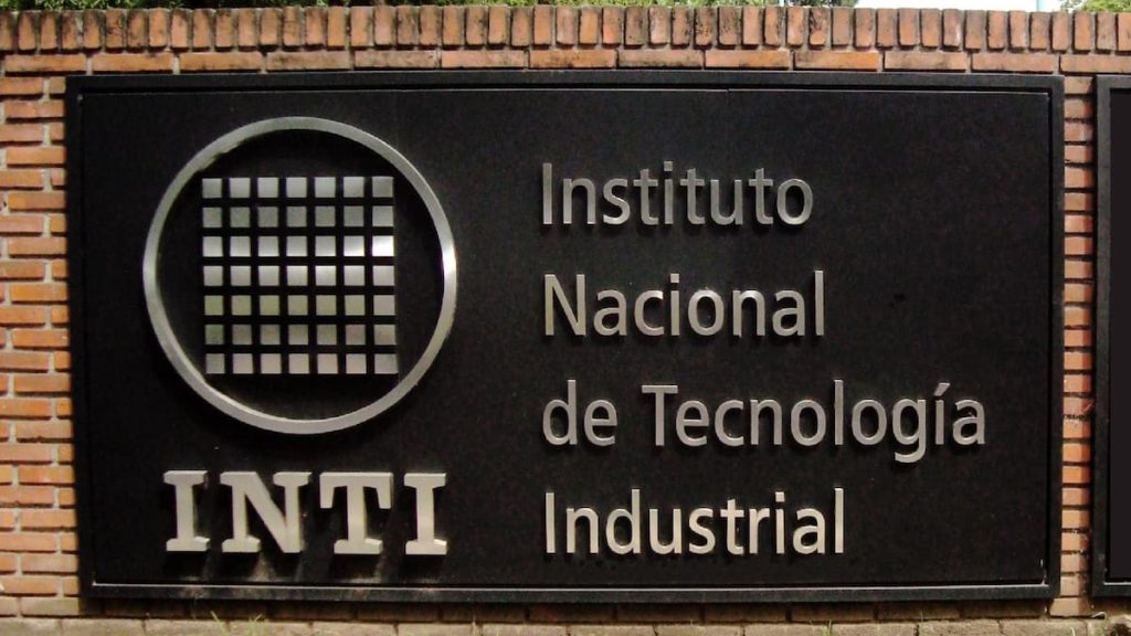 Cambios en Economía: por la motosierra, presentó su renuncia el titular del INTI