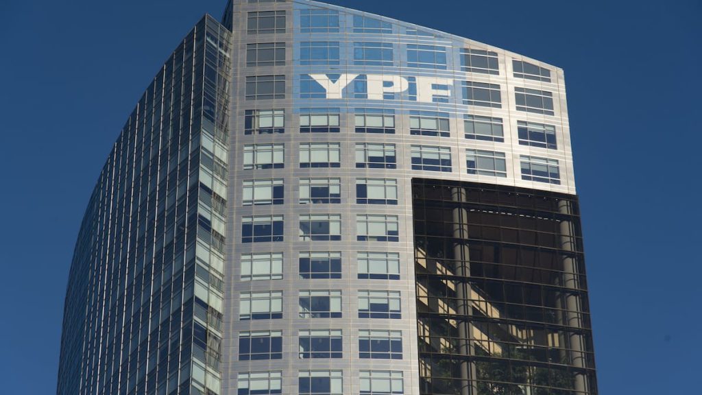 Caso YPF: el 65% cree que hay que negociar con los demandantes