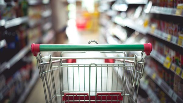 Empiezan por Texas: una histórica cadena de supermercados anunció el cierre de 60 tiendas en EE.UU.