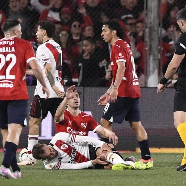 Lesión y lágrimas: Germán Pezzella salió lesionado en el clásico Independiente