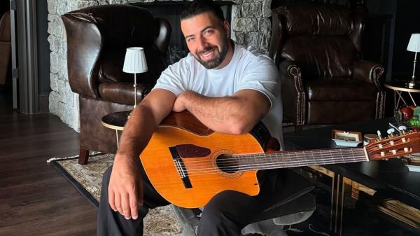 La historia de Jencarlos Canela, su origen latino y cómo decidió ayudar a los hispanos en Florida