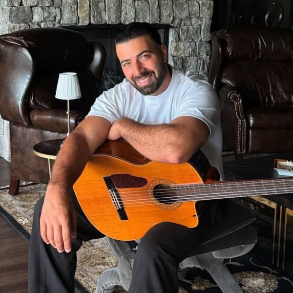 La historia de Jencarlos Canela, su origen latino y cómo decidió ayudar a los hispanos en Florida