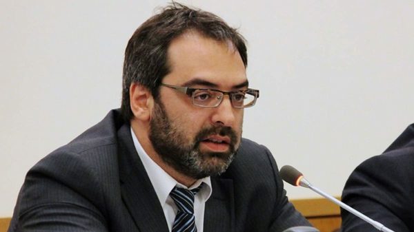 El Gobierno se mete en la causa del fentanilo contaminado y recusa al juez Ernesto Kreplak por su “vínculo familiar”