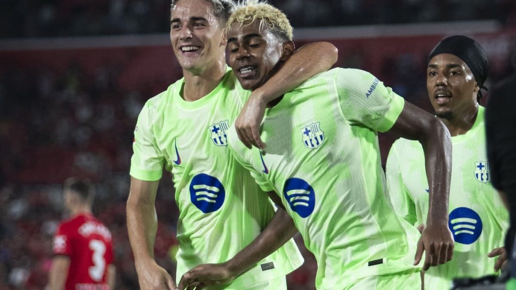 Lamine Yamal estrenó la N° 10 con un golazo a lo Messi, en un 3-0 con polémicas y una patada que dio miedo