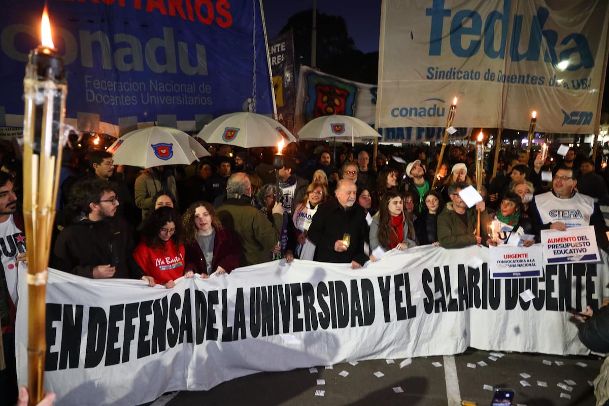 Tras el veto a la ley de financiamiento. Los universitarios convocaron a una marcha federal