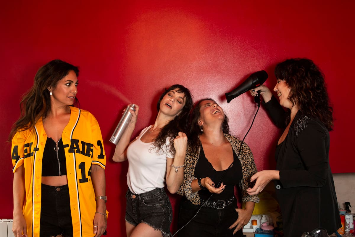 Novedades en los medios: Las chicas de la culpa llegan a la TV, una banda revela sus secretos y Tinelli vuelve a sus raíces