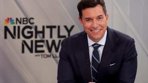 Sueño americano cumplido: es de origen cubano con padres migrantes y ahora dirige un noticiero en inglés para NBC