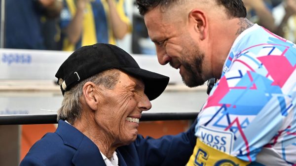 Las ovaciones para Russo y Di María, lo mejor de una tarde de fiesta en Arroyito