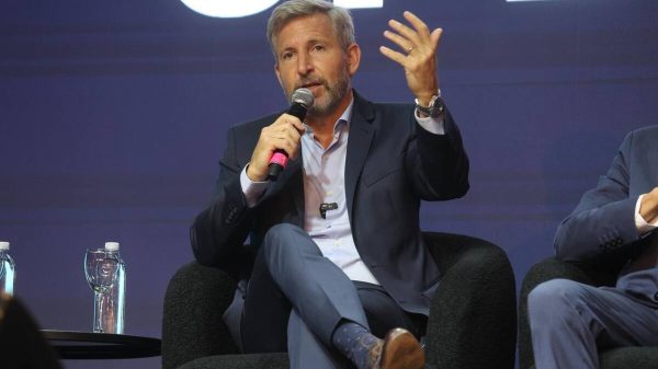 Rogelio Frigerio denunció que halló micrófonos y cámaras en su despacho en Entre Ríos