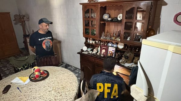 “Rulo cambiario”: 30 allanamientos en una causa por presunto lavado de dinero que incluyen a una exsocia de Sur Finanzas