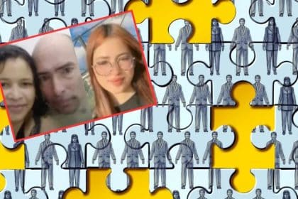 Familias revisan anuncios de arriendo en un bullicioso barrio de Bogotá.