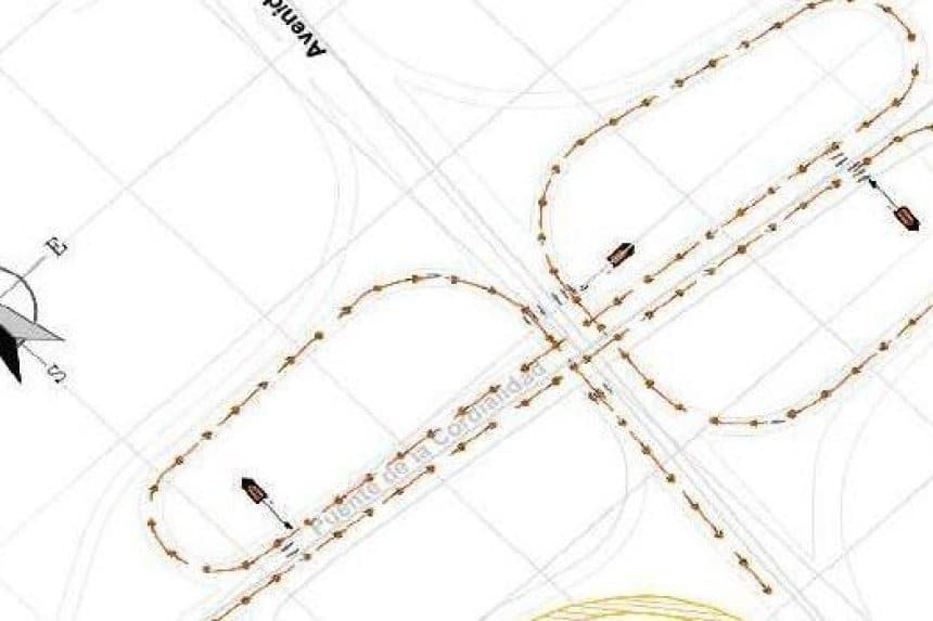 Puente de la Cordialidad con señalizaciones de cierre y maquinaria de mantenimiento en la zona.