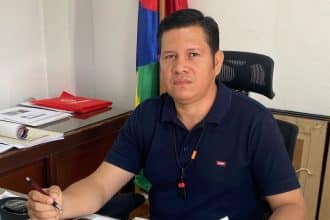 Wilmer Medina Andrade, secretario de Gobierno, durante una conferencia en Yaguará.