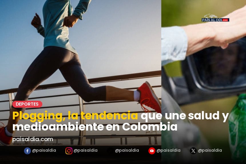 Un grupo de personas corriendo por un parque mientras recogen basura en bolsas de plástico.