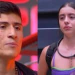 Valentina sonriente en un estudio, hablando frente a la cámara durante su transmisión en vivo.